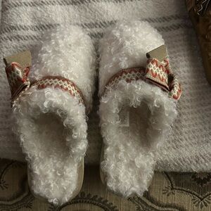 UGG Cream Fuzzy Sandals with Red Pattern